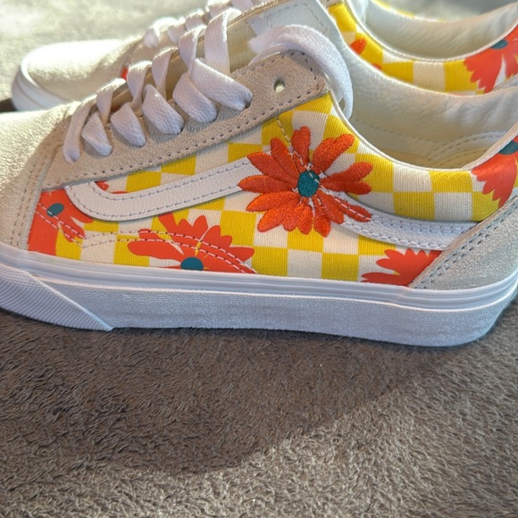 Vans Old Skool Checkerboard Floral Blanc De Blanc Sneakers Women’s Shoe Size 6 - Picture 4 of 9
